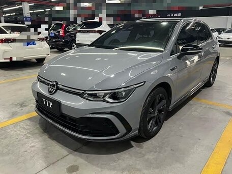 Volkswagen Golf VIII