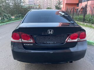 2008 Honda Civic VIII, чёрный, 600000 рублей, вид 3