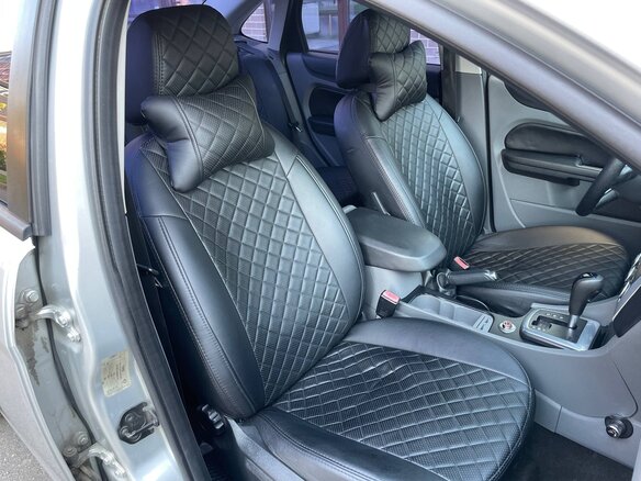 2008 Ford Focus II Рестайлинг, серебристый, 650000 рублей - вид 14