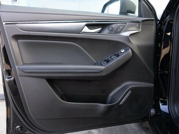 2026 Haval Jolion I Рестайлинг 2, чёрный - вид 16