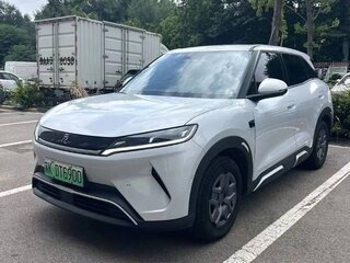 2025 BYD Yuan Up 45.12 kWh, серебристый, 1750000 рублей, вид 3