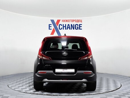 2019 Kia Soul III, чёрный, 1600000 рублей, вид 5