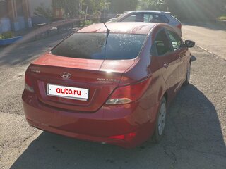 2015 Hyundai Solaris I Рестайлинг, красный, 845000 рублей, вид 4