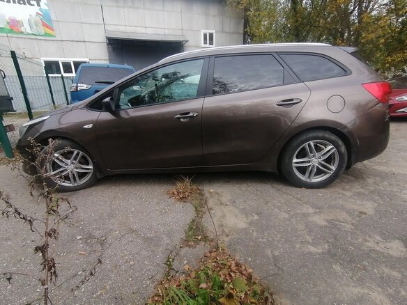 2018 Kia Ceed II Рестайлинг, коричневый, 783333 рублей - вид 3
