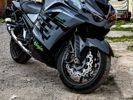 2007 Kawasaki ZZR 1400, серый, 700000 рублей, вид 1