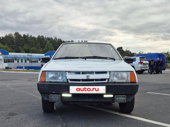 1989 Lada (ВАЗ) 2109, белый - вид 1