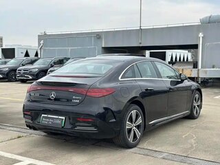 2025 Mercedes-Benz EQE 500, чёрный, 6557000 рублей, вид 3