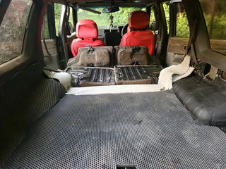 1991 Nissan Terrano I, чёрный, 300000 рублей, вид 4