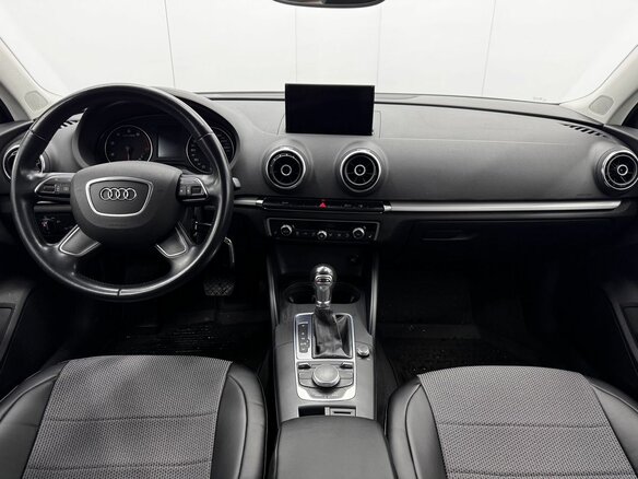 2015 Audi A3 III (8V), красный, 1299000 рублей - вид 9