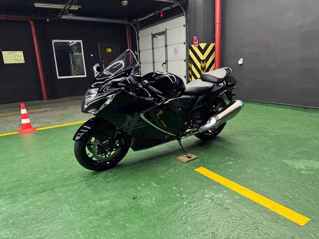 2022 Suzuki GSX 1300 R Hayabusa, чёрный, 1975000 рублей, вид 4