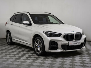 2020 BMW X1 20i xDrive II (F48) Рестайлинг, белый, 2475000 рублей, вид 3