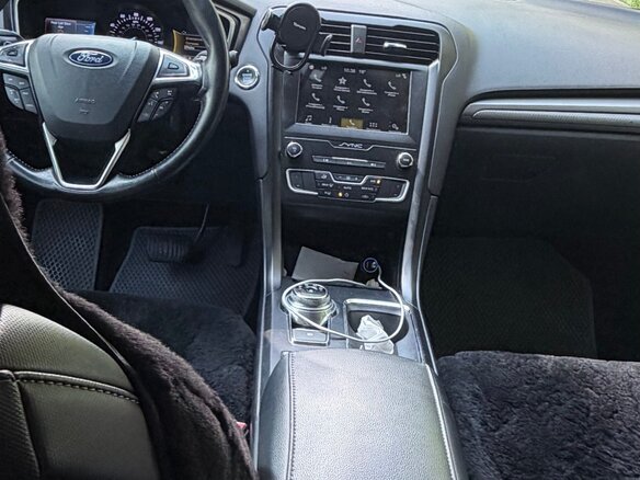 2019 Ford Fusion (North America) II Рестайлинг, пурпурный, 1270000 рублей - вид 5