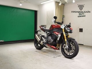 2024 Triumph Speed Triple, красный, 1727000 рублей, вид 3