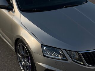 2018 Skoda Octavia III (A7) Рестайлинг, бежевый, 2370000 рублей, вид 3