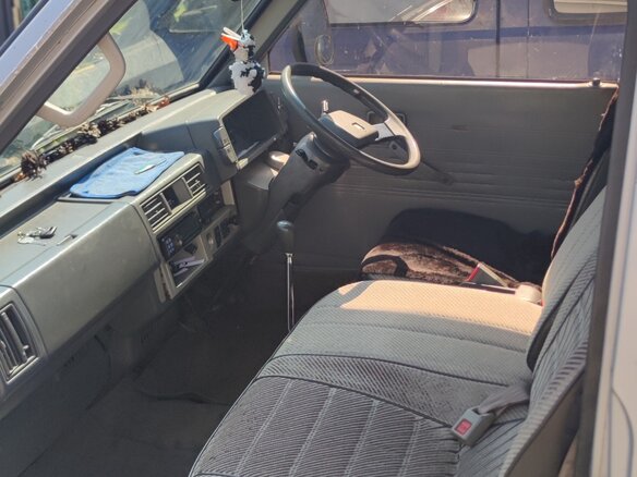 1983 Mazda Bongo II, серебристый, 235000 рублей - вид 13