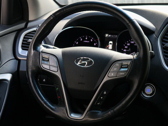 2015 Hyundai Santa Fe III Рестайлинг, белый, 2050000 рублей - вид 10