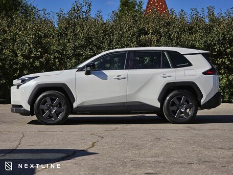 2026 Toyota RAV4 VI (XA60), белый, 5190000 рублей, вид 3