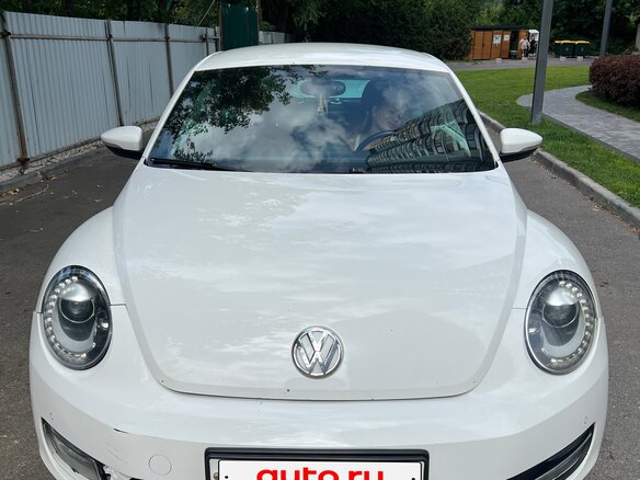 2013 Volkswagen Beetle II (A5), белый - вид 2