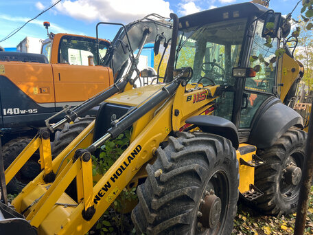 2022 New Holland B115B, жёлтый, 11000000 рублей, вид 1