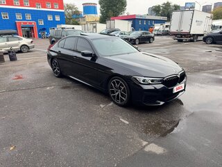 2021 BMW 5 серии 530i VII (G30/G31/G38) Рестайлинг, чёрный, 5500000 рублей, вид 3