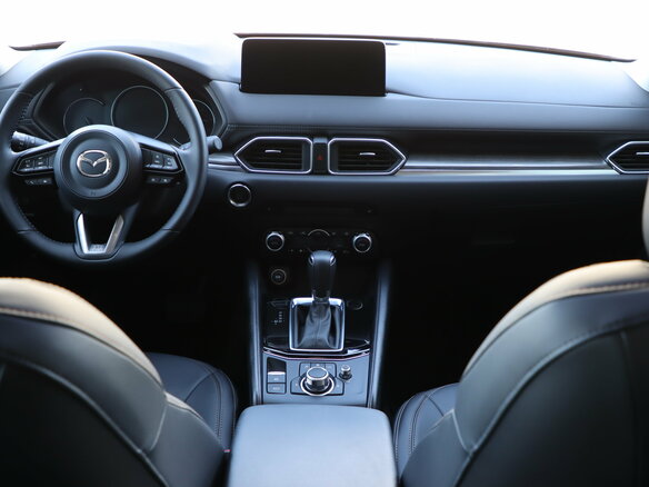 2026 Mazda CX-5 II Рестайлинг, красный, 4854000 рублей - вид 3