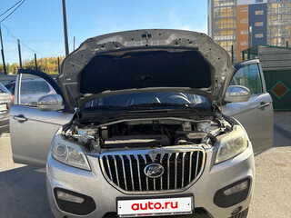 2015 Lifan X60 I Рестайлинг, серебристый, 370000 рублей, вид 1