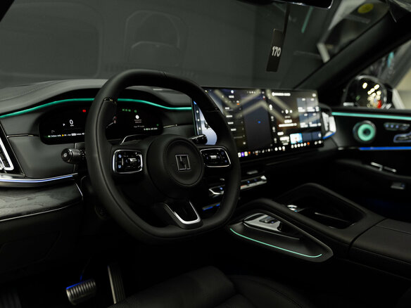 2026 Zeekr 8X 70 kWh, чёрный, 11700000 рублей - вид 20