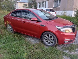 2015 Kia Rio III Рестайлинг, красный, 980000 рублей, вид 4