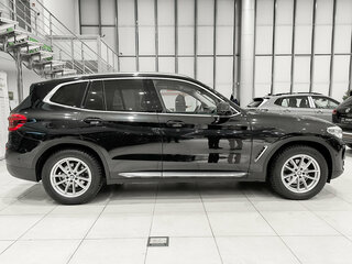 2021 BMW X3 20i xDrive III (G01), чёрный, 4399000 рублей, вид 4