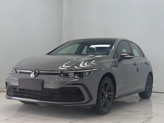 2023 Volkswagen Golf VIII, серый, 1950000 рублей, вид 3