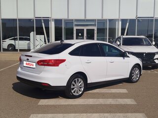 2018 Ford Focus III Рестайлинг, белый, 1210000 рублей, вид 5