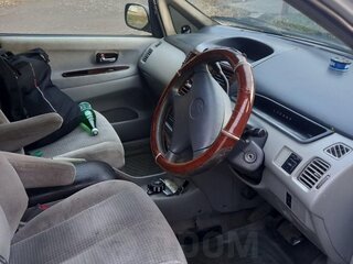 1998 Toyota Nadia, белый, 450000 рублей, вид 5