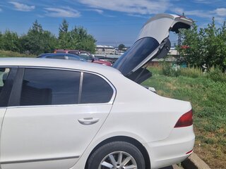 2013 Skoda Superb DSG II Рестайлинг, белый, 980000 рублей, вид 4
