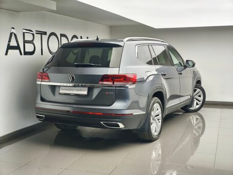 2021 Volkswagen Teramont I Рестайлинг, серый, 3289000 рублей, вид 3