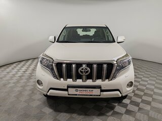 2014 Toyota Land Cruiser Prado 150 Series Рестайлинг 1, белый, 3575000 рублей, вид 2