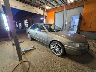 1999 Toyota Camry IV (XV20), серый, 1100000 рублей, вид 4