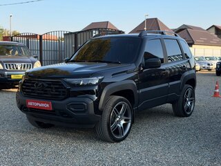 2025 Lada (ВАЗ) Niva Travel I Рестайлинг, чёрный, 1550000 рублей, вид 3