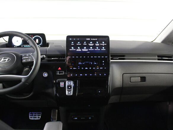 2025 Hyundai Staria I, чёрный, 9999000 рублей - вид 17