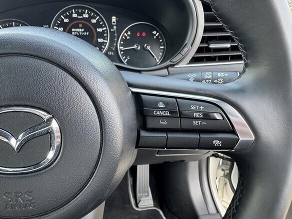 2022 Mazda 3 IV (BP), белый - вид 16
