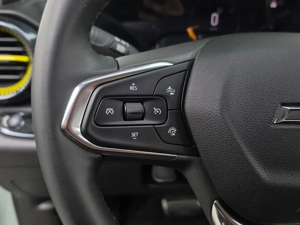 2023 Chevrolet Trax II, зелёный - вид 11