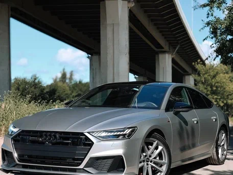 2022 Audi A7 L 55 TFSI II (4K), белый, 4990000 рублей, вид 3