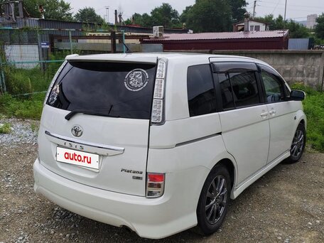 2012 Toyota ISis I Рестайлинг, белый, 949000 рублей, вид 3