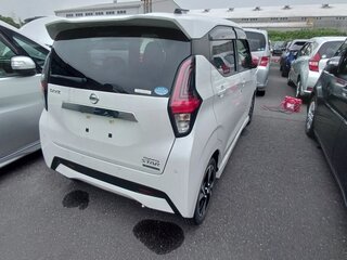 2022 Nissan Dayz MHEV II, белый, 554000 рублей, вид 3