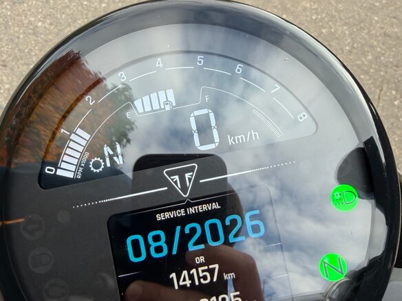 2025 Triumph Speed Twin, оранжевый, 1900000 рублей - вид 8