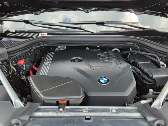 2025 BMW X4 20i II (G02) Рестайлинг, чёрный - вид 5