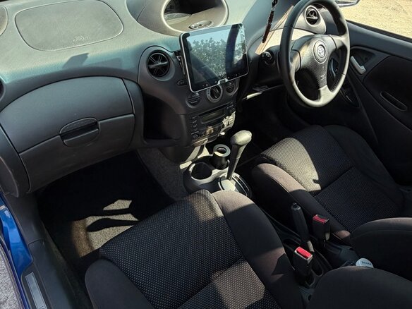 2000 Toyota Vitz I (P10), синий, 500000 рублей - вид 13