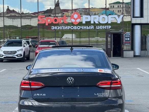 2023 Volkswagen Lavida III Рестайлинг, чёрный, 1520000 рублей - вид 4