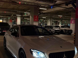 2017 Mercedes-Benz E-Класс 400 V (W213, S213, C238), белый, 3549000 рублей, вид 2
