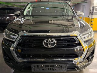 2025 Toyota Hilux VIII Рестайлинг 2, чёрный, 6300000 рублей, вид 2