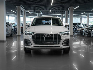 2021 Audi Q5 45 TFSI II (FY) Рестайлинг, белый, 4000000 рублей, вид 3